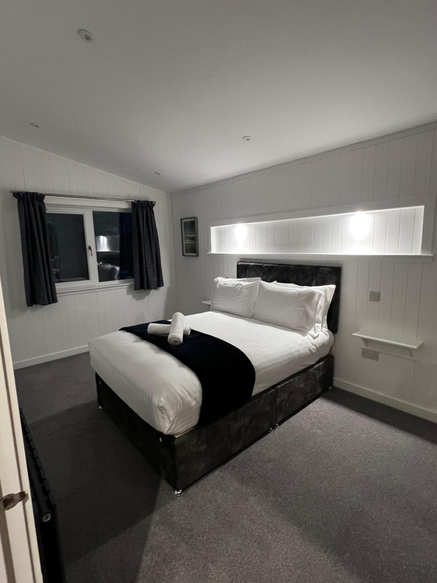 Silverwood Luxury & Bistro Barn *