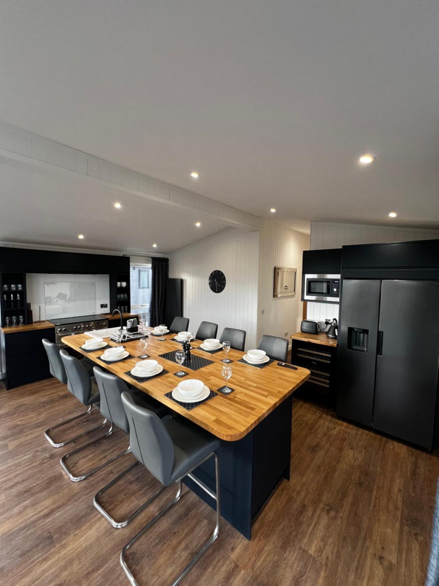 Lodge Silverwood Luxury & Bistro Barn