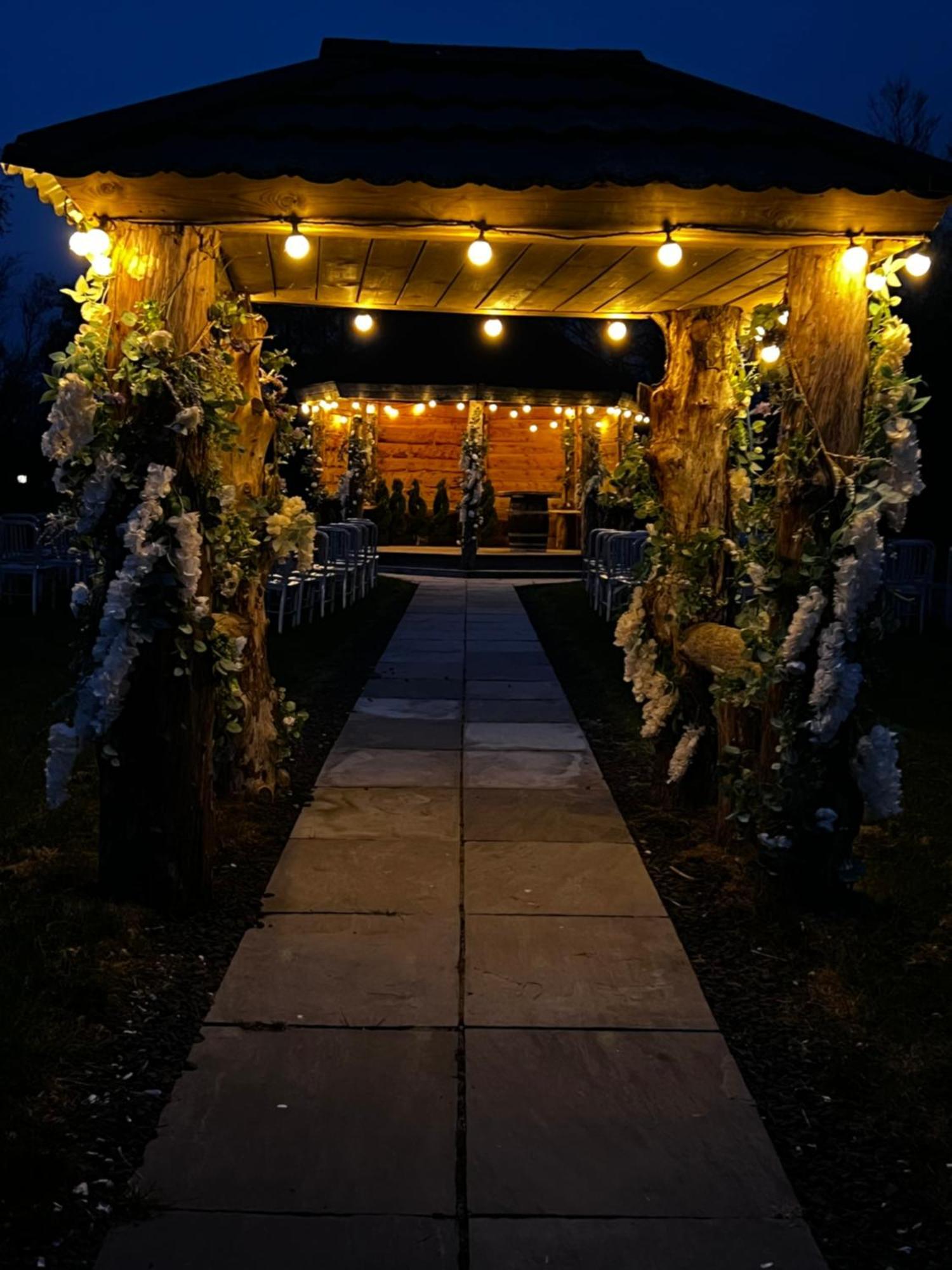 Silverwood Luxury & Bistro Barn Perth