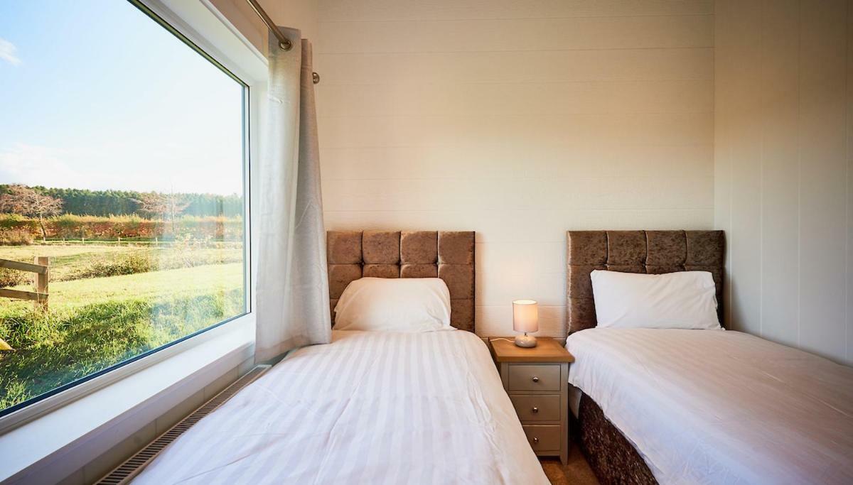 Silverwood Luxury & Bistro Barn Lodge