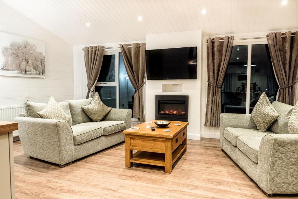 Silverwood Luxury & Bistro Barn *