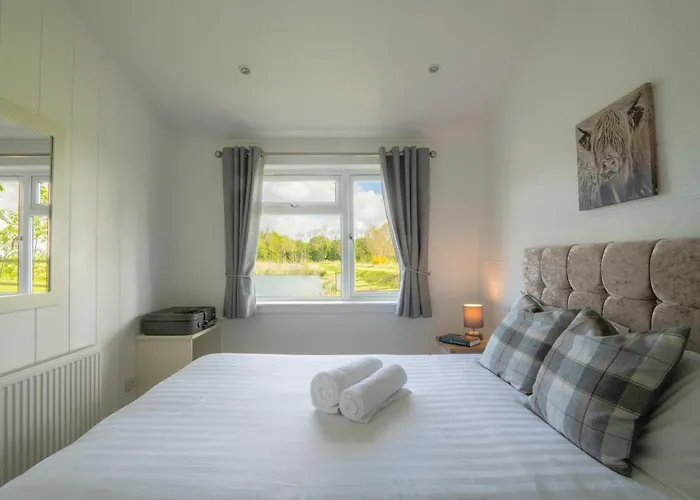Silverwood Luxury Lodges & Bistro Barn