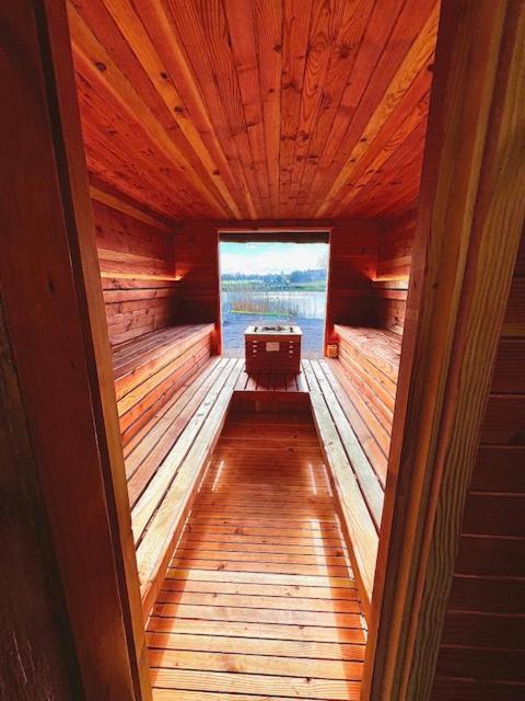 Silverwood Luxury & Bistro Barn Lodge Perth