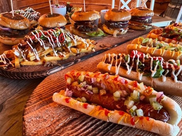 Silverwood Luxury & Bistro Barn Lodge Perth