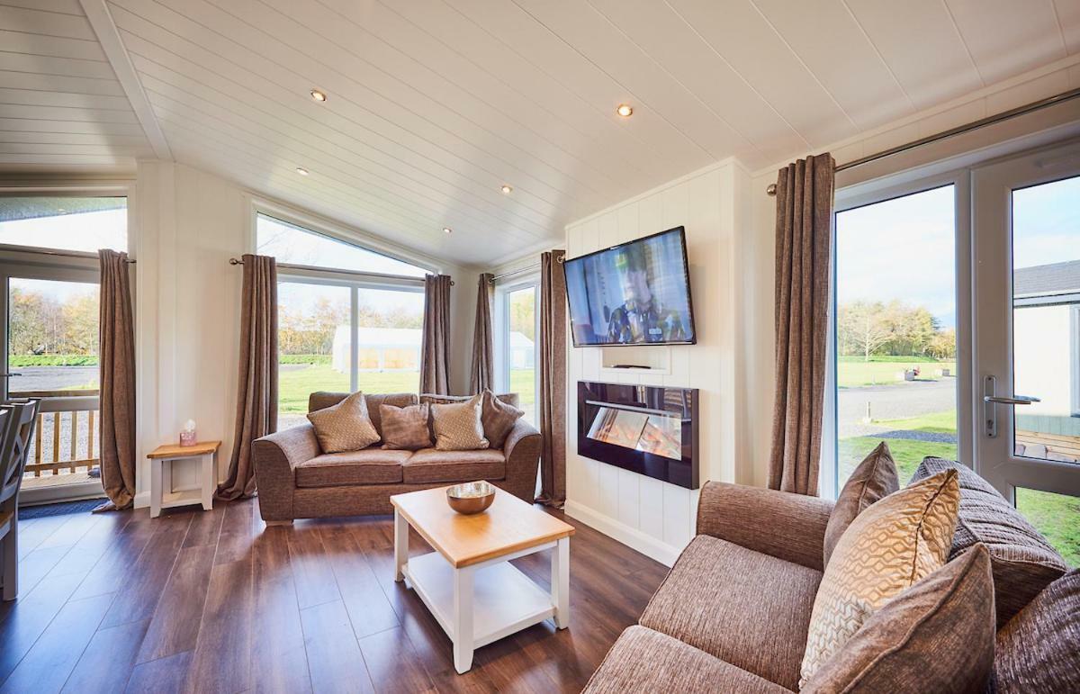 Silverwood Luxury & Bistro Barn Lodge *