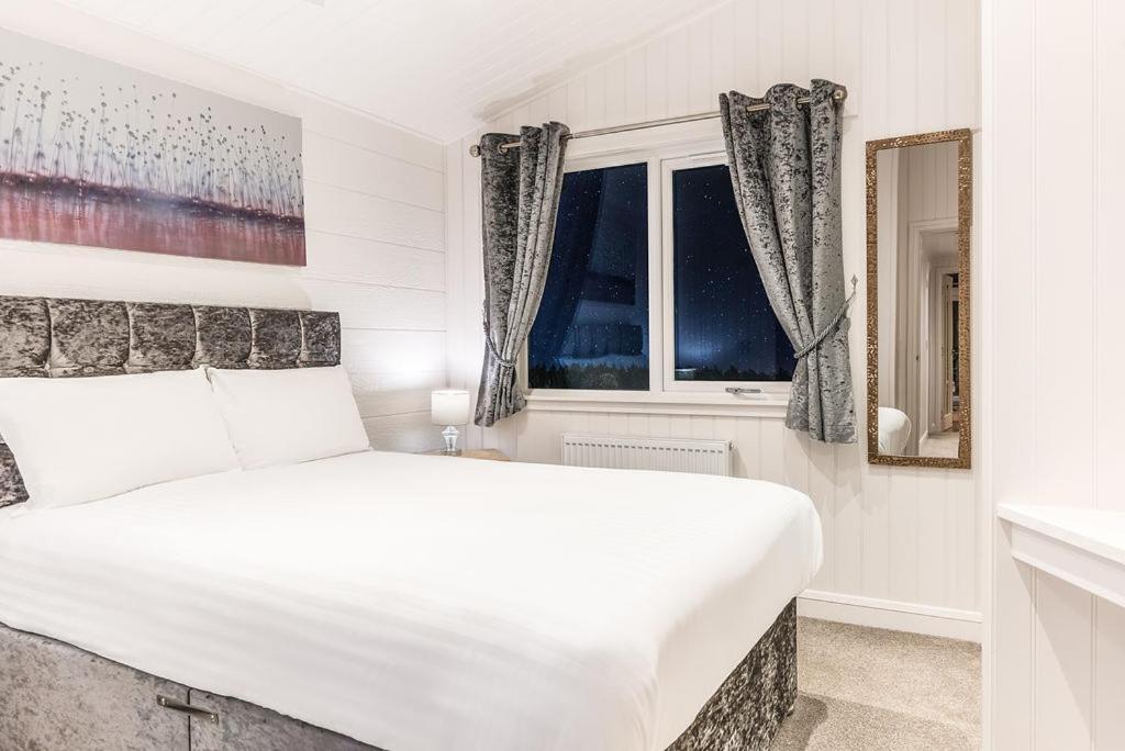 Silverwood Luxury & Bistro Barn Lodge *