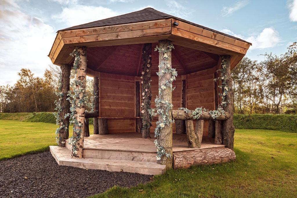 Silverwood Luxury & Bistro Barn Lodge Perth